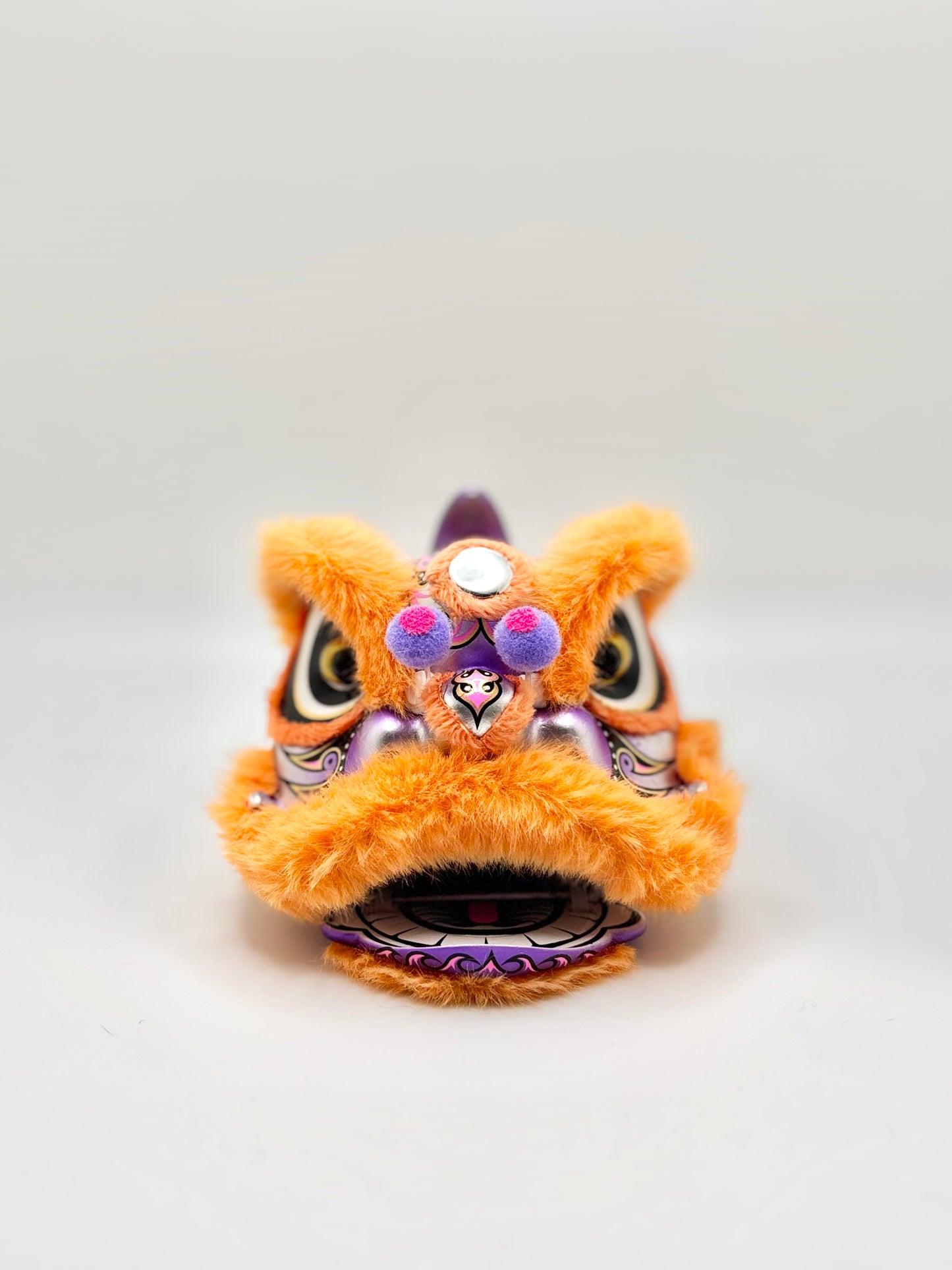 ORANGE MINI FUTSAN LION HEAD