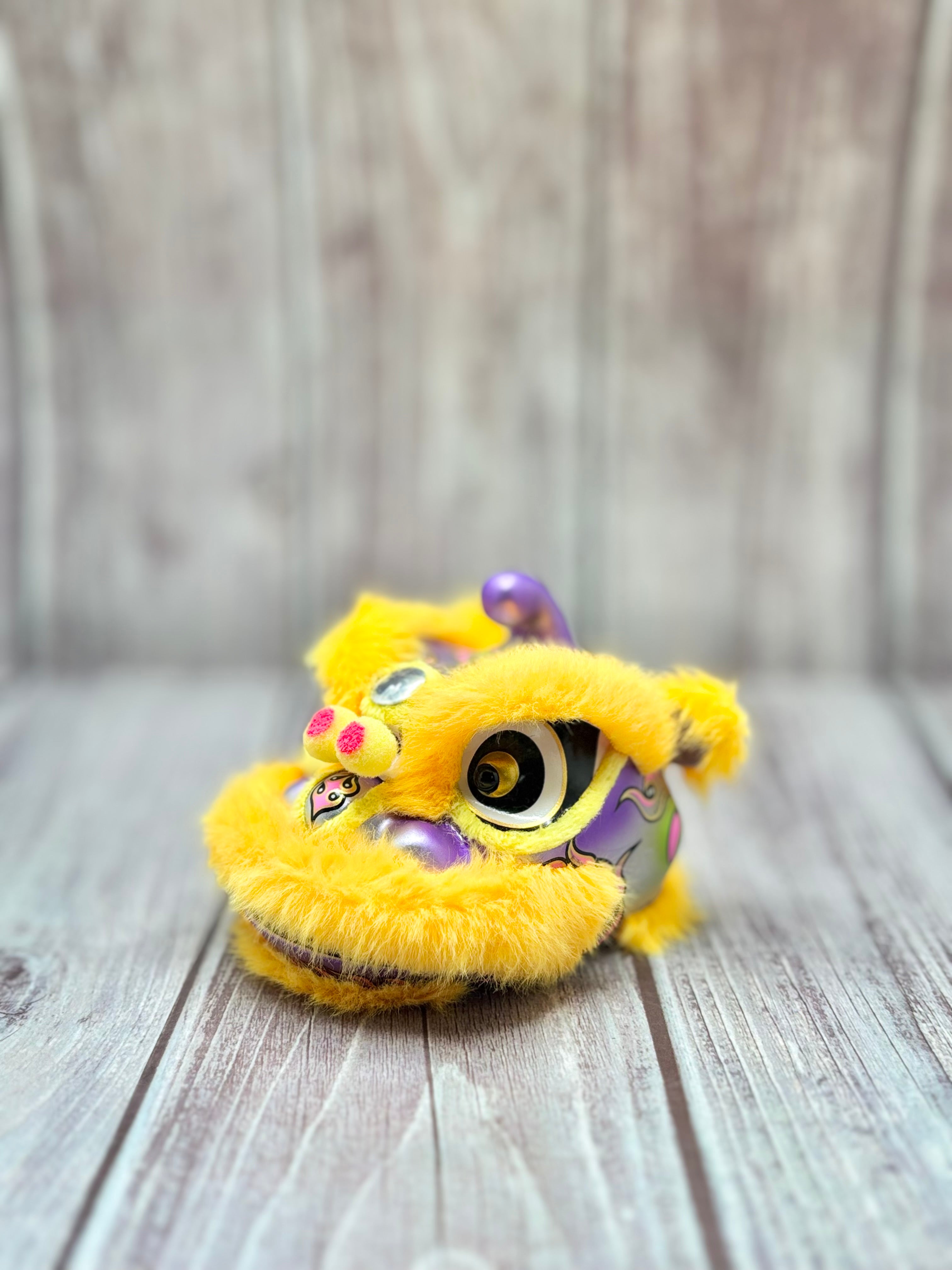 YELLOW MINI HOKSAN LION HEAD – KFT Lion Dance