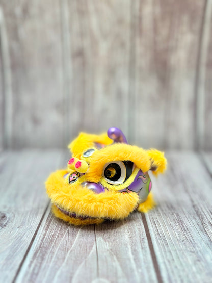 YELLOW MINI HOKSAN LION HEAD