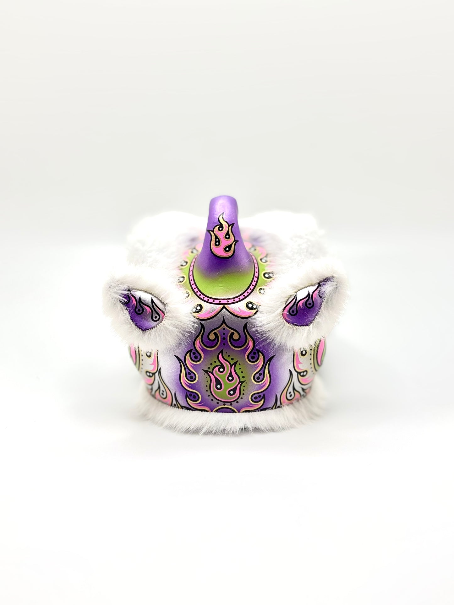 WHITE MINI HOKSAN LION HEAD